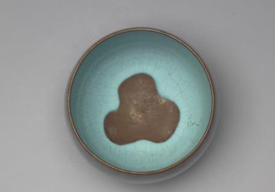 图片[3]-Bowl with sky blue glaze and purple splashes, Jun ware, Yuan dynasty, 13th – 14th century-China Archive